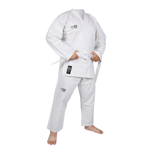 Traditional Karate Gi Suit – The Perfect Fit – Durable and Breathable